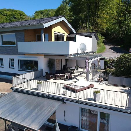 Seeblick-Ferienwohnung Im "Ferienhaus Agger-Blick" Mit Traumhafter Sonnen-Terrasse, Sauna, E-Kamin & Kajak Gummersbach Eksteriør bilde