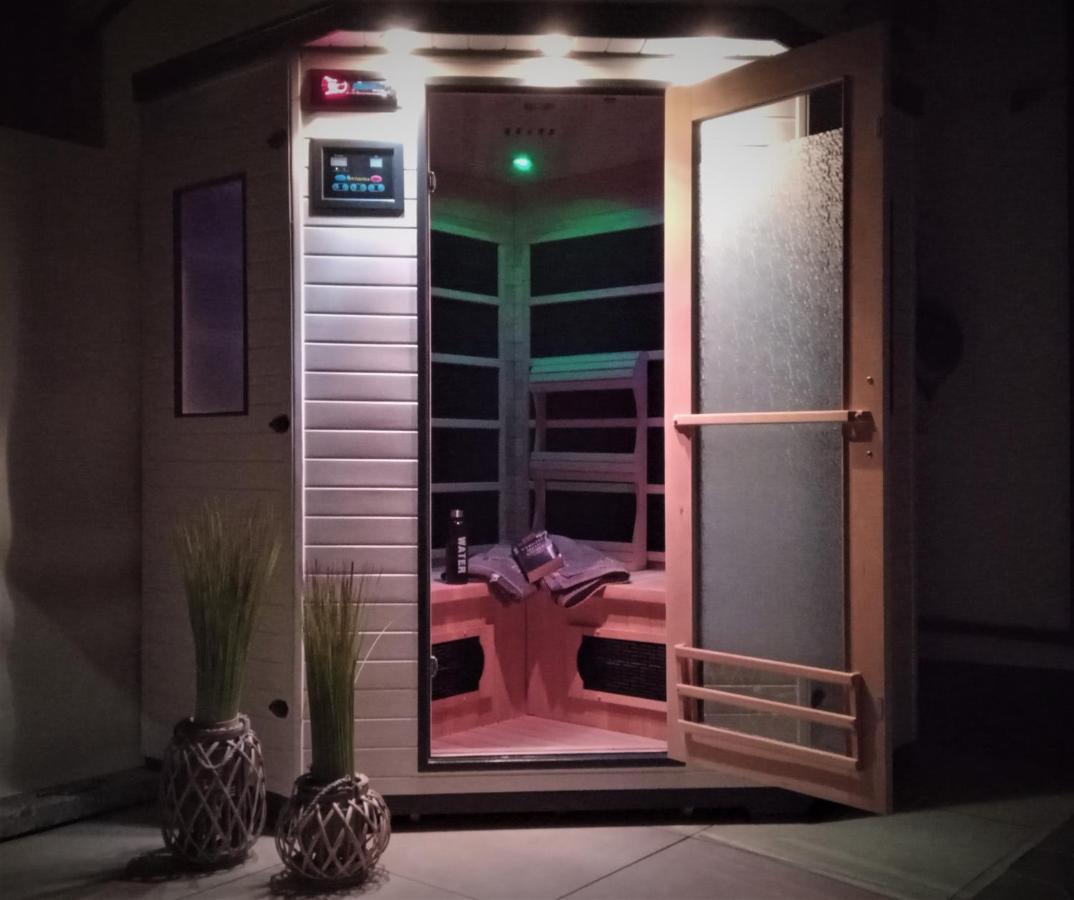 Seeblick-Ferienwohnung Im "Ferienhaus Agger-Blick" Mit Traumhafter Sonnen-Terrasse, Sauna, E-Kamin & Kajak Gummersbach Eksteriør bilde